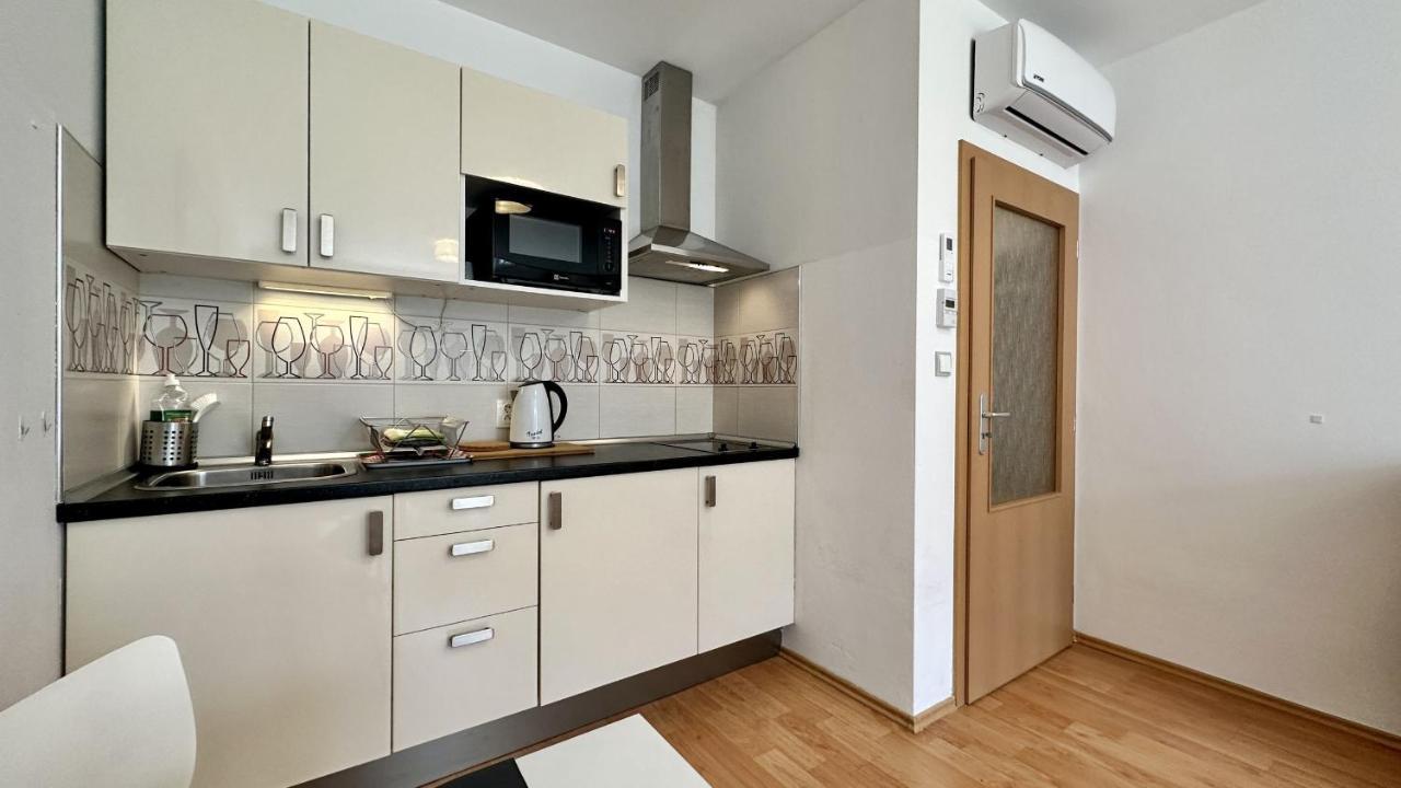 Ubytovani Trebon - Apartmany Rozmberk, Svet A Bastyr Exterior foto