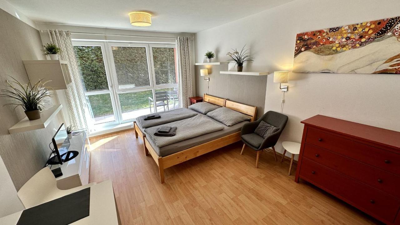 Ubytovani Trebon - Apartmany Rozmberk, Svet A Bastyr Exterior foto